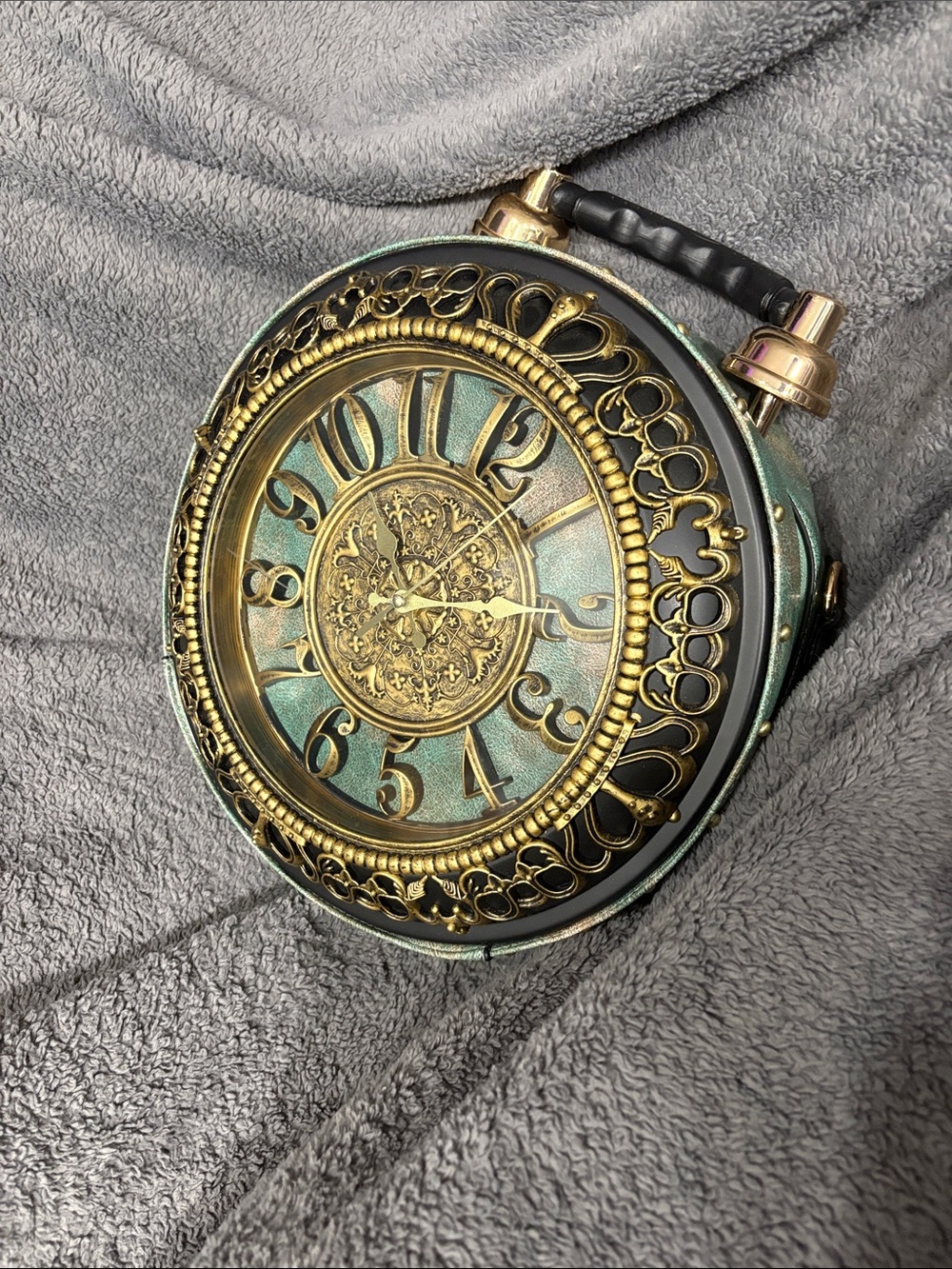 Vintage-Style Green and Gold clock bag